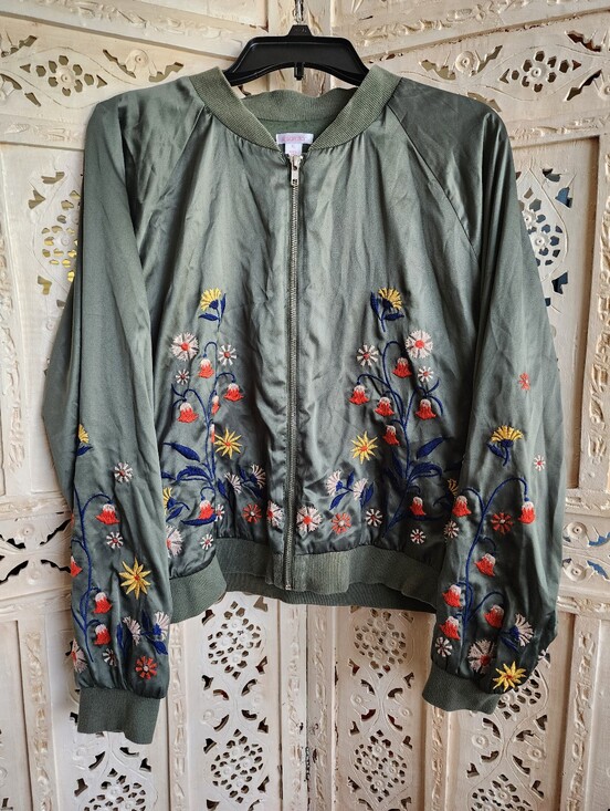 Xhilaration Jackets & Blazers - Xhileration Olive Green Zip Up Embroidered Bomber Jacket- Size XL